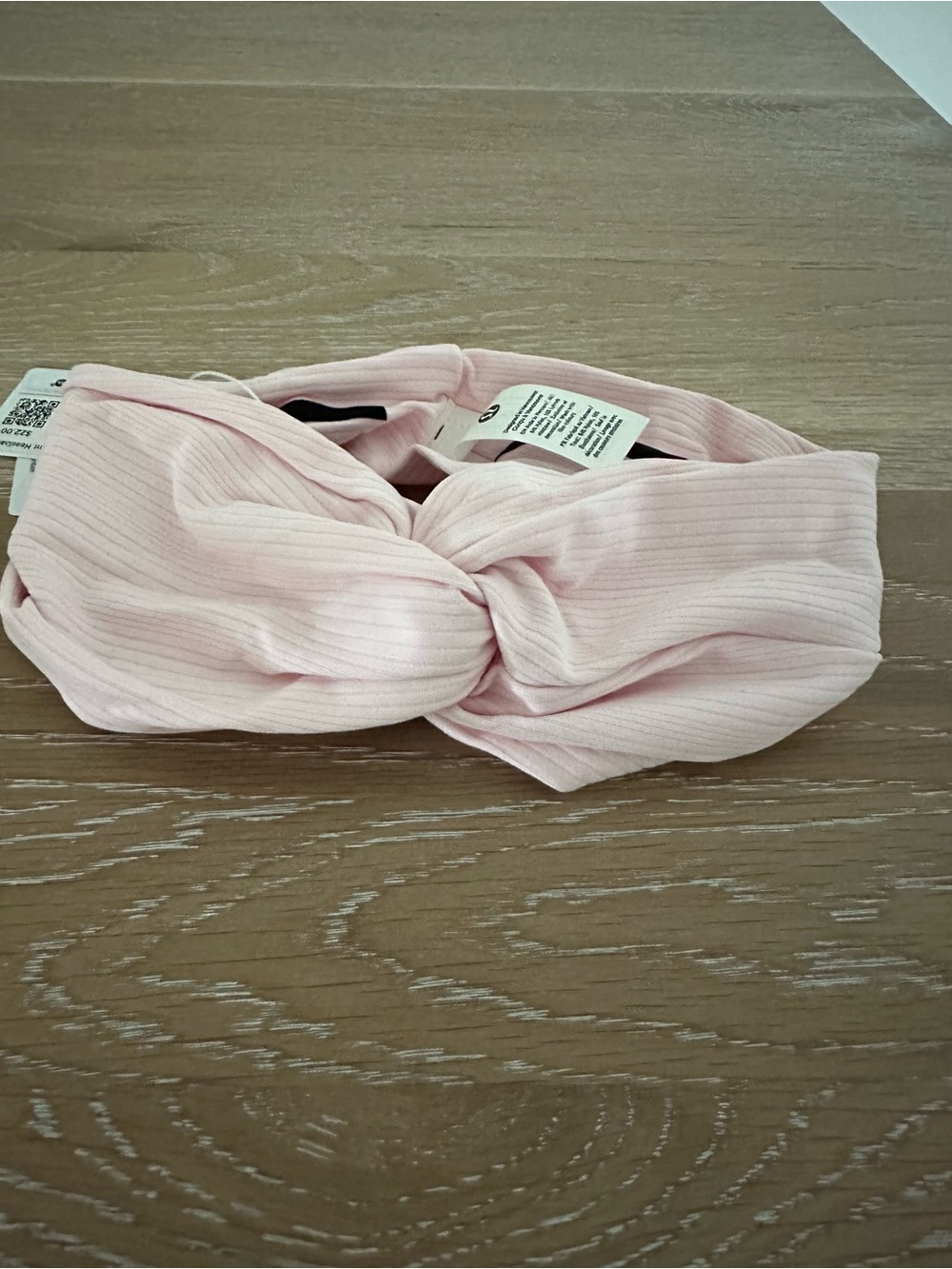 lululemon athletica Ribbed Twist Headband - Pale Pink